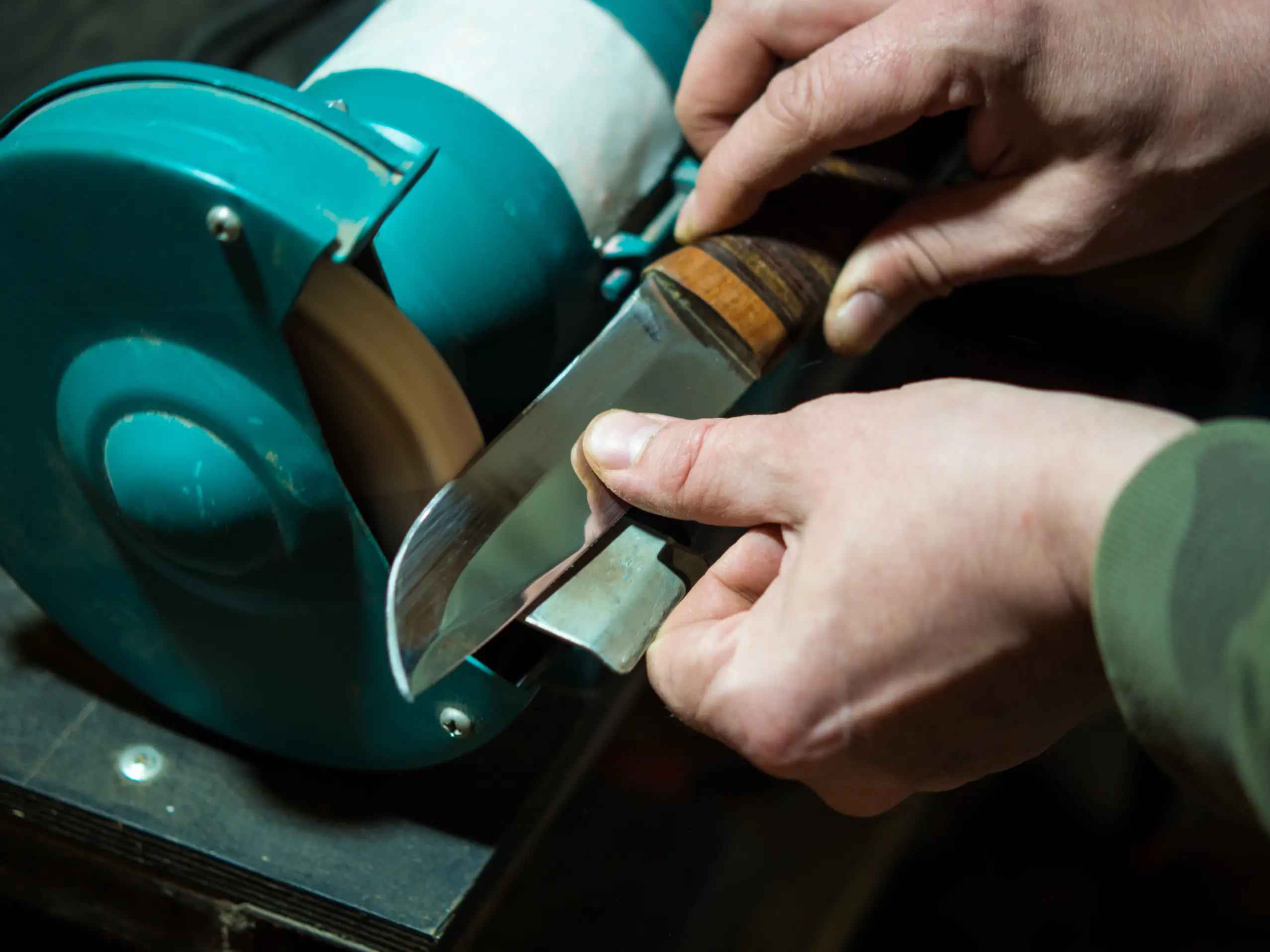 Restaurant Knife sharpening